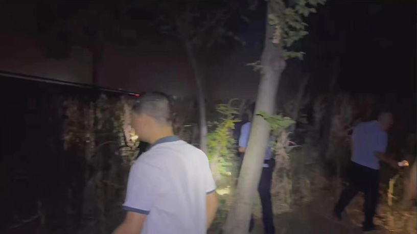 失踪上百警民彻夜搜寻36小时找回麻将胡了模拟器一岁男童玉米地里(图2)